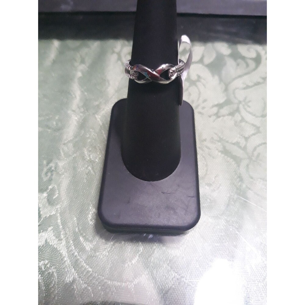 Sterling Silver ring sz 6